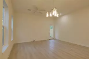 955 Ringold St, Houston, TX 77088 - Photo 15