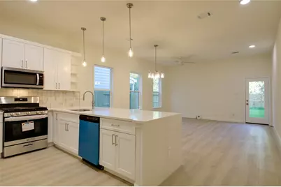 955 Ringold Street, Houston, TX 77088 - Photo 13