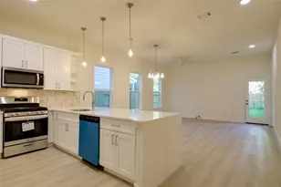 955 Ringold St, Houston, TX 77088 - Photo 13