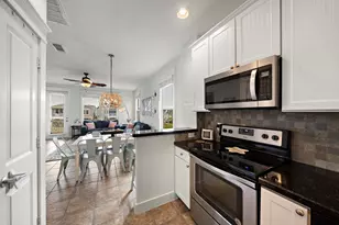 4139 King Rail Cir, Galveston, TX 77554 - Photo 9