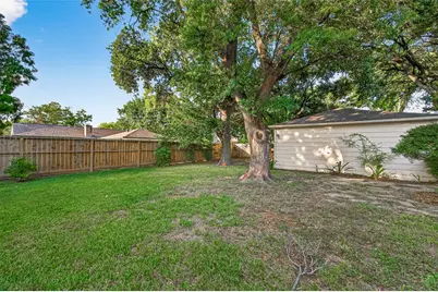 9602 S Petersham Drive, Houston, TX 77031 - Photo 35