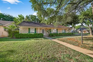 9602 S Petersham Dr, Houston, TX 77031 - Photo 1