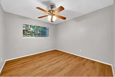 9602 S Petersham Drive, Houston, TX 77031 - Photo 23