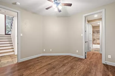 1605 W 14th Street, Houston, TX 77008 - Photo 31