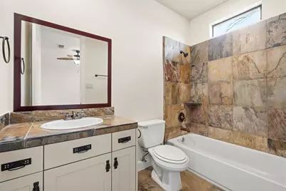 1605 W 14th Street, Houston, TX 77008 - Photo 29
