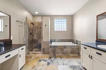 1605 W 14th Street, Houston, TX 77008 - Photo 25