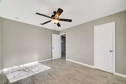 7814 Pin Oak Road, Alvin, TX 77511 - Photo 17