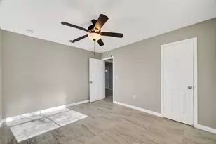 7814 Pin Oak Rd, Alvin, TX 77511 - Photo 17