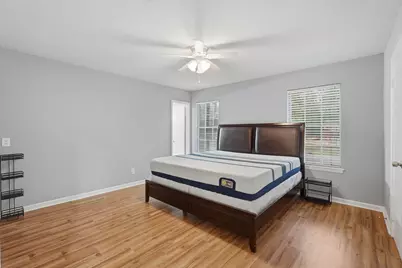 20 Moon Valley Court, Conroe, TX 77304 - Photo 17