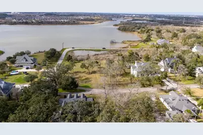 1493 McGuire, League City, TX 77573 - Photo 5