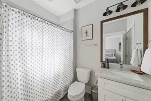 1116 W 15th 1/2 St, Houston, TX 77008 - Photo 7