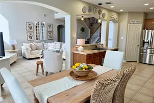 317 Marina Oaks Ct, Kemah, TX 77565 - Photo 5