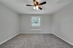 12744 Point Aquarius Blvd, Willis, TX 77318 - Photo 33
