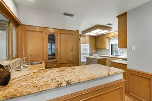 5618 Braxtonshire Ct, Houston, TX 77069 - Photo 17