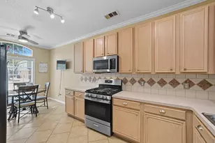 20014 Rolling Hills Ln, Katy, TX 77449 - Photo 11