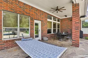2318 River Blossom Ln, Houston, TX 77345 - Photo 7