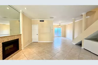 11710 Southlake Drive #16, Houston, TX 77077 - Photo 5