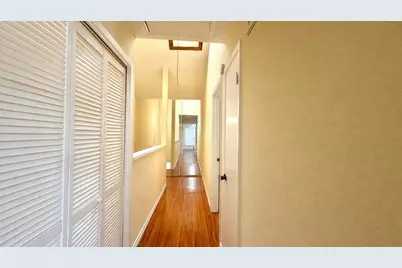 11710 Southlake Drive #16, Houston, TX 77077 - Photo 19