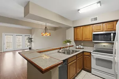 2425 Holly Hall Street #100, Houston, TX 77054 - Photo 17