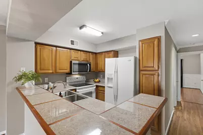 2425 Holly Hall Street #100, Houston, TX 77054 - Photo 19