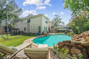 2806 Hazy Hillside Ct, Kingwood, TX 77345 - Photo 33