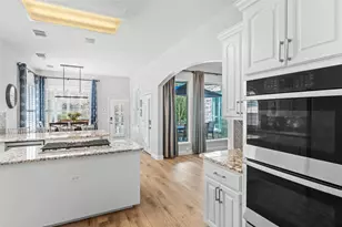 2806 Hazy Hillside Ct, Kingwood, TX 77345 - Photo 9