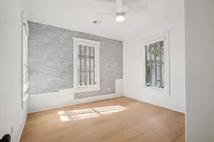 1910 Ave M 1/2, Galveston, TX 77550 - Photo 17