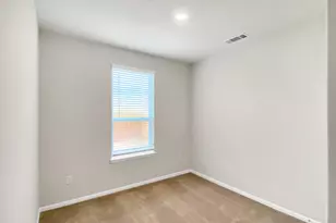 11718 Gln Mountain Dr, Tomball, TX 77375 - Photo 13