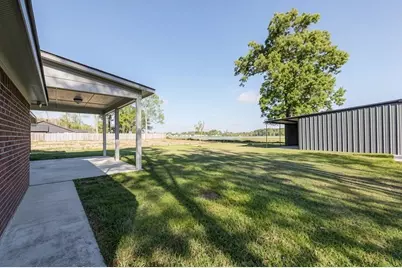 1016 Chateau Woods Parkway Drive, Conroe, TX 77385 - Photo 7