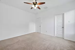 4663 Rockton Hills Ln, Sugar Land, TX 77479 - Photo 33