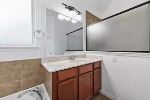 4663 Rockton Hills Ln, Sugar Land, TX 77479 - Photo 31