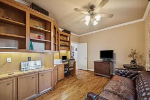 7811 Lakebrook Dr, Missouri City, TX 77459 - Photo 9