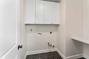 1318 E 32nd 1/2 St, Houston, TX 77022 - Photo 29