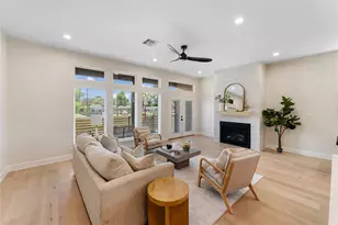 1318 E 32nd 1/2 St, Houston, TX 77022 - Photo 15