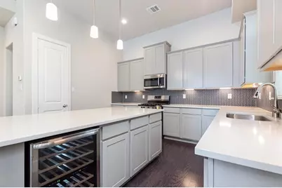 5836 E Post Oak Lane, Houston, TX 77055 - Photo 11