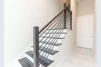 5836 E Post Oak Lane, Houston, TX 77055 - Photo 3