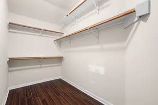 2719 Riverhollow Ln, Sugar Land, TX 77479 - Photo 9