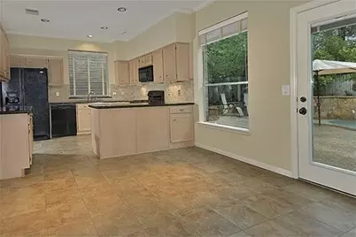 95 N Indigo Circle, The Woodlands, TX 77381 - Photo 13