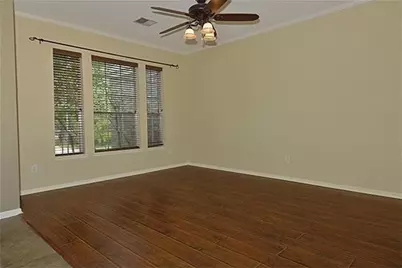 95 N Indigo Circle, The Woodlands, TX 77381 - Photo 9