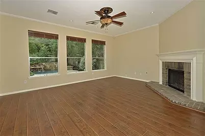 95 N Indigo Circle, The Woodlands, TX 77381 - Photo 11