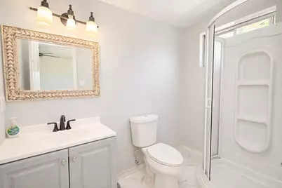 10930 W Bellfort Avenue, Houston, TX 77099 - Photo 21