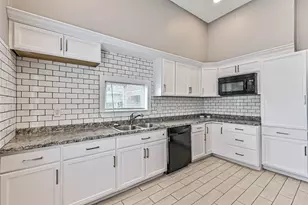 2914 Avenue K, Galveston, TX 77550 - Photo 13