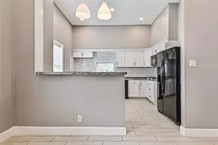 2914 Avenue K, Galveston, TX 77550 - Photo 11