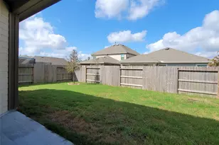 1128 Swinford Ct, Conroe, TX 77304 - Photo 11