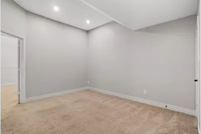 155 W Wading Pond Circle, Tomball, TX 77375 - Photo 37