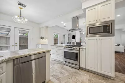 1112 Nantucket Drive #A, Houston, TX 77057 - Photo 11