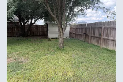 5439 Nautilus Lane, Baytown, TX 77521 - Photo 3