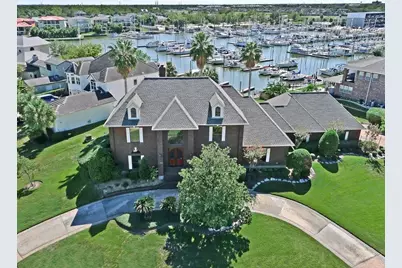 2207 Twin Oaks Boulevard, Kemah, TX 77565 - Photo 1