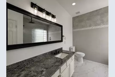 15402 Marlowe Grove Drive, Sugar Land, TX 77498 - Photo 9