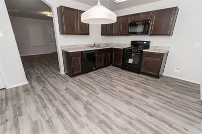 2721 Madison Court, Conroe, TX 77304 - Photo 3